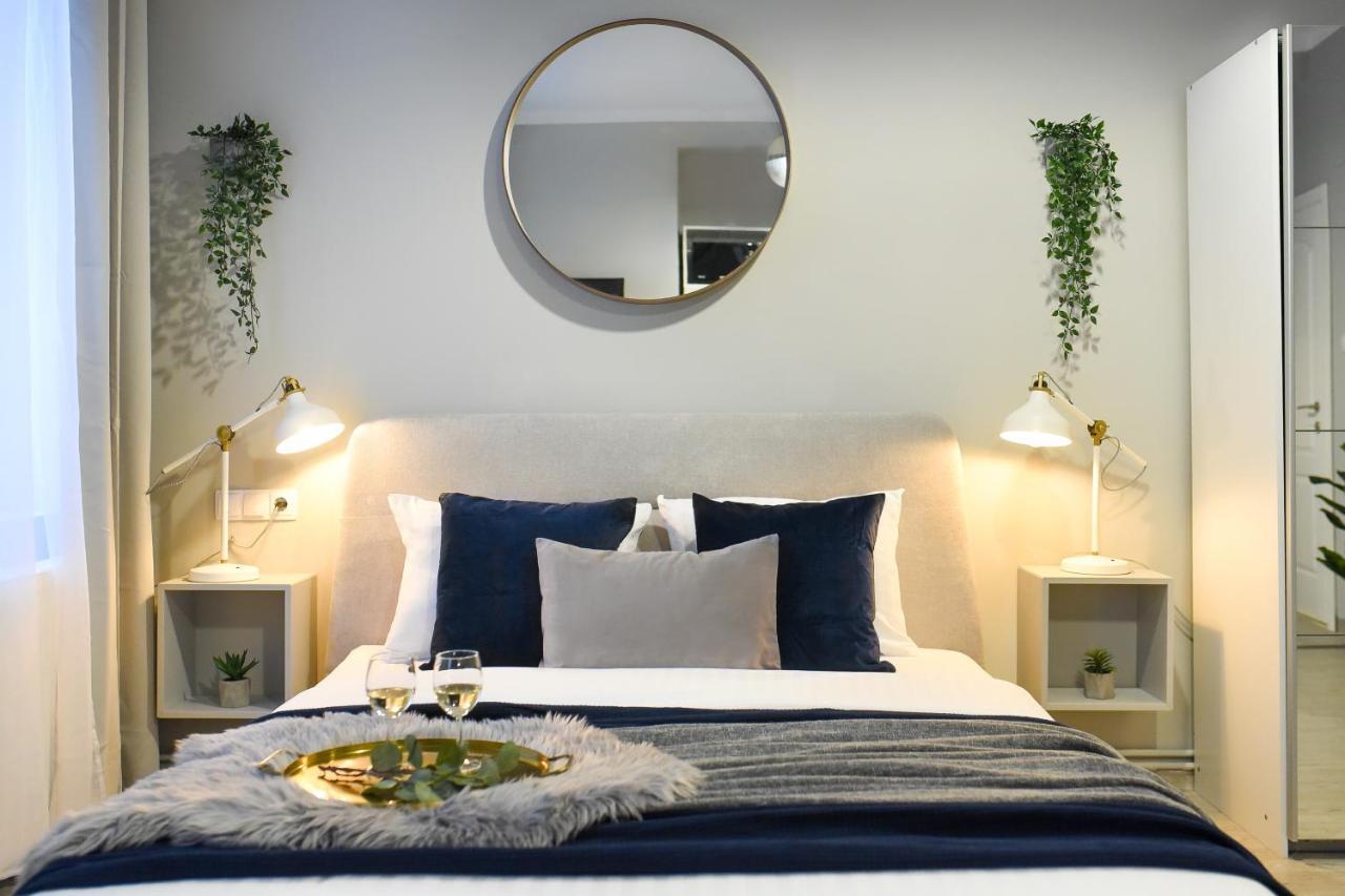 Apartamento Urban Adventure For Two Bucarest Exterior foto