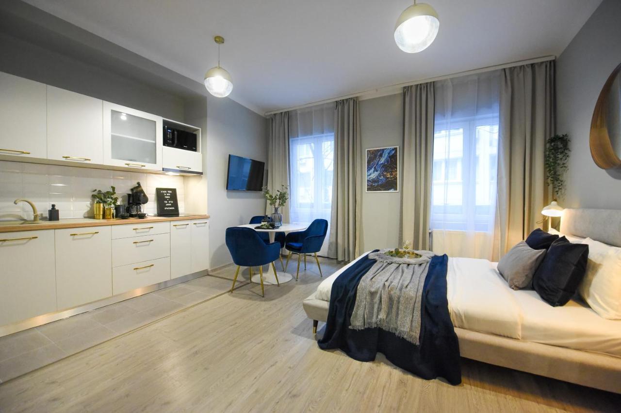 Apartamento Urban Adventure For Two Bucarest Exterior foto