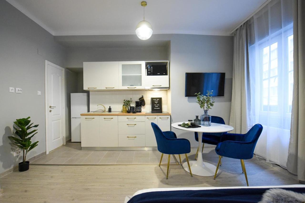 Apartamento Urban Adventure For Two Bucarest Exterior foto