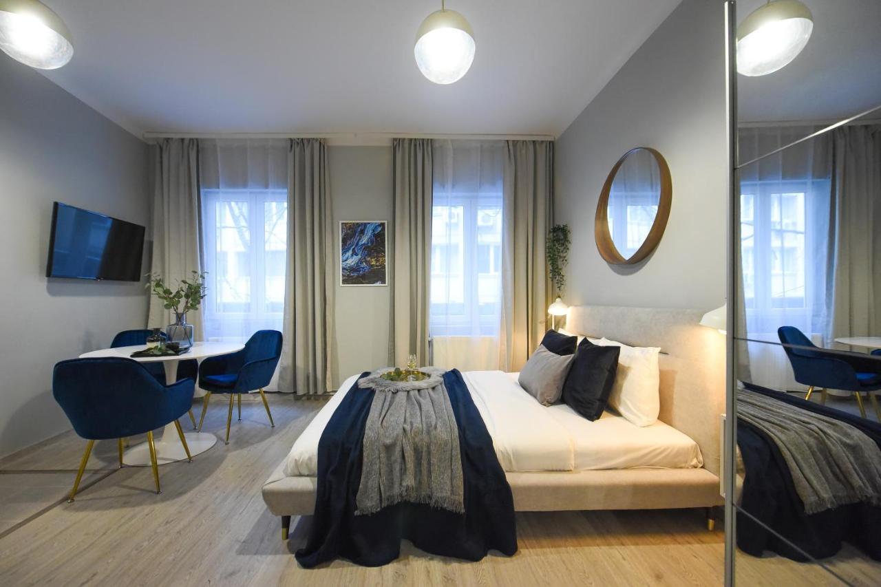 Apartamento Urban Adventure For Two Bucarest Exterior foto