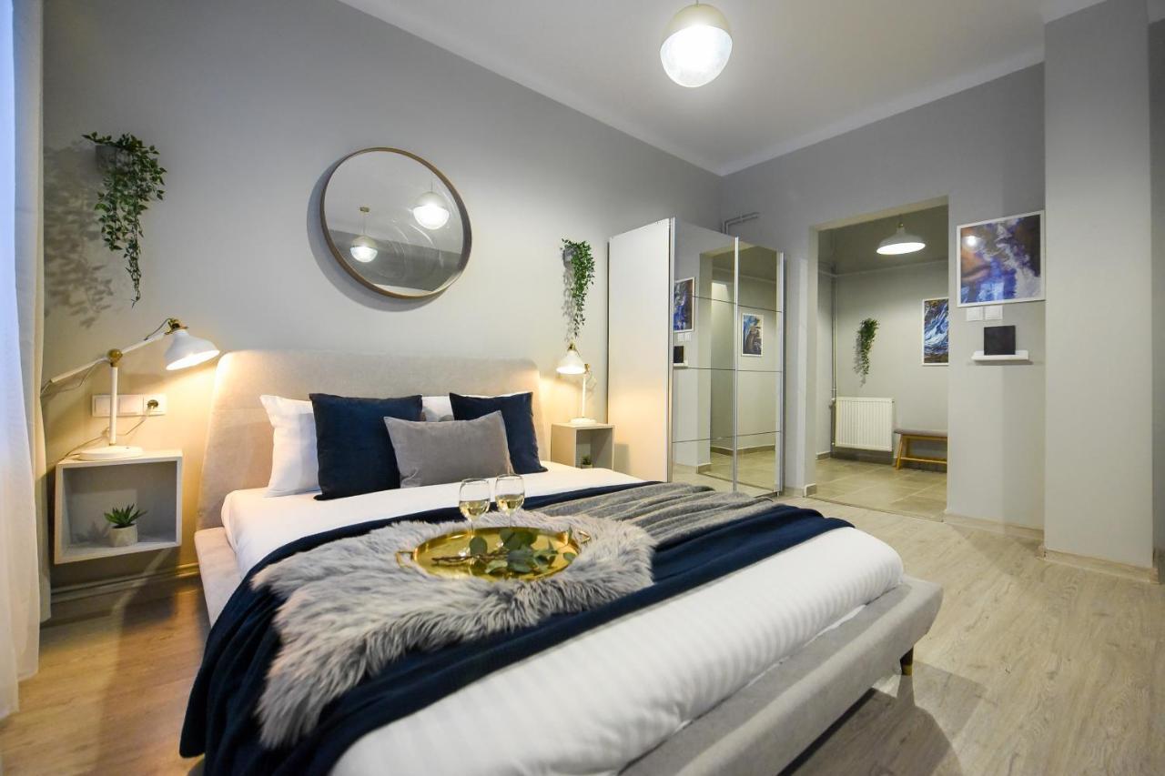 Apartamento Urban Adventure For Two Bucarest Exterior foto